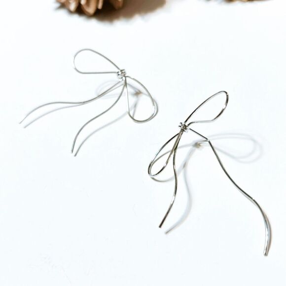 Silver  bow  earrings  M140 - Picture 4 of 7